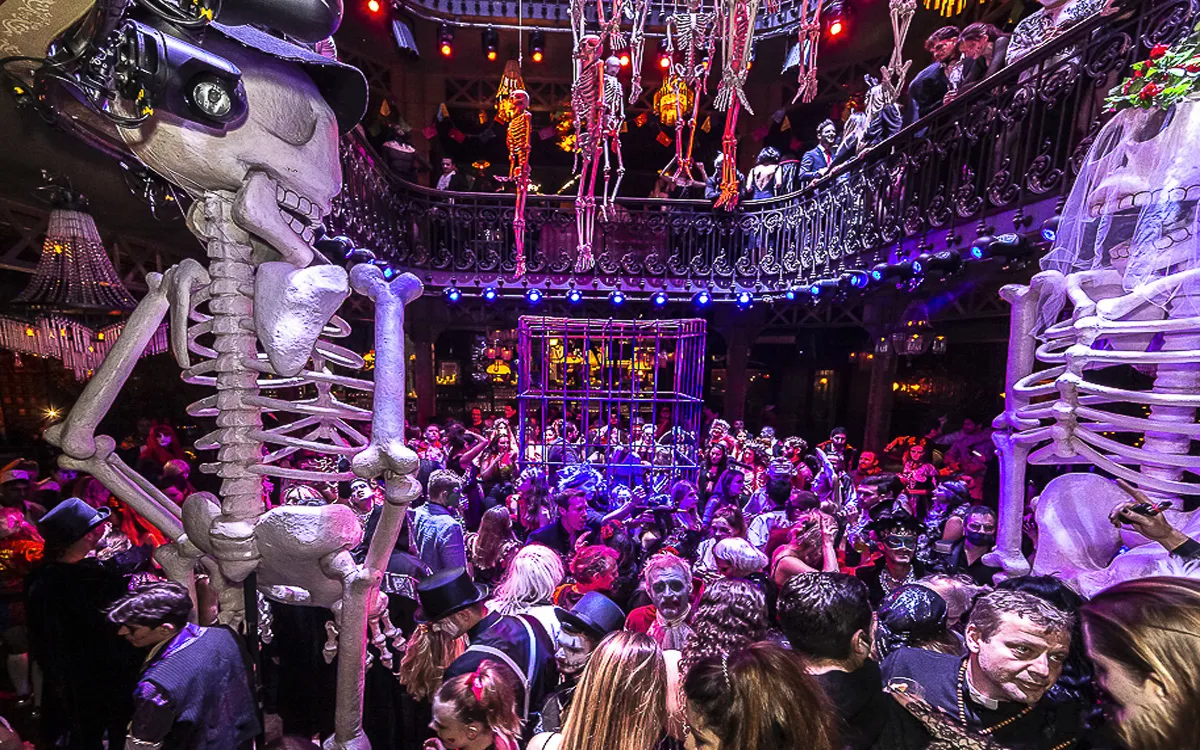 Le Bal des Vampires / Soirée électro chic