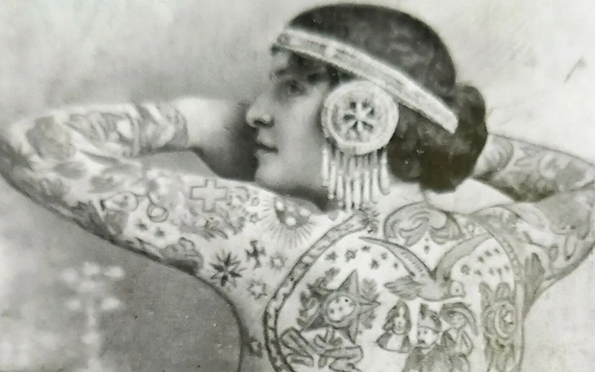A l'encre bleue. Retrouver l'histoire des femmes tatouées dans les archives des prisons françaises (1881-1950)